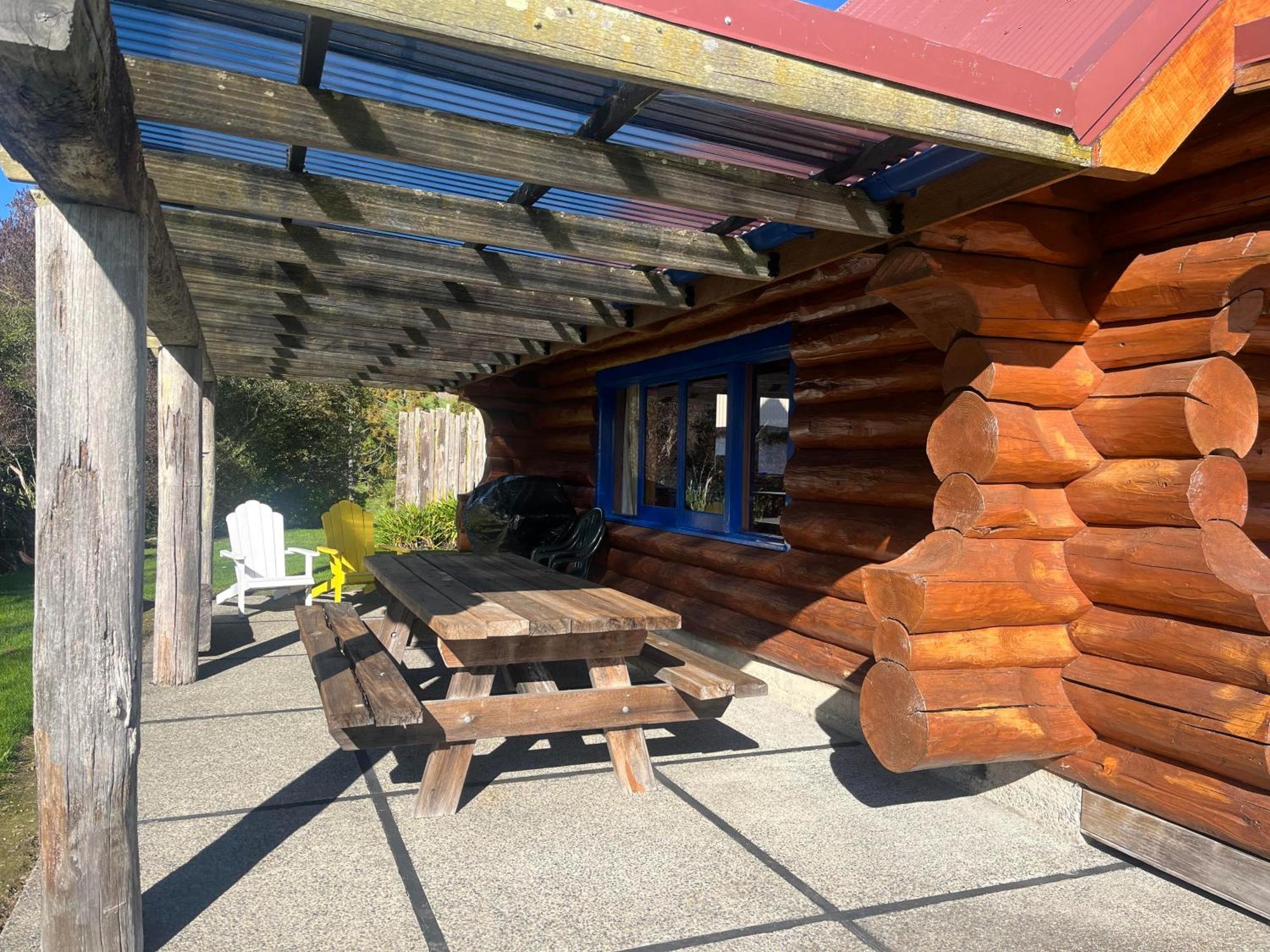 Tree Hut Cottage Masterton Exterior photo